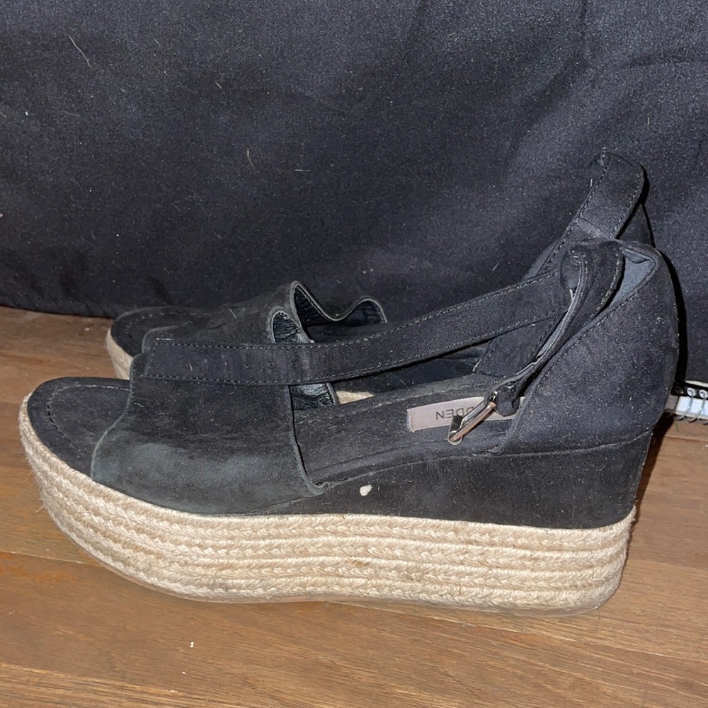 Steve Madden platform sandals